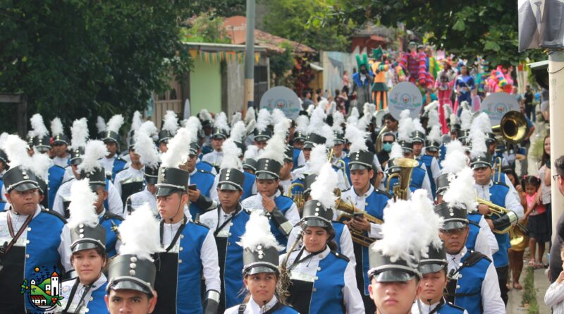 Tejutepeque disfrutó del talento musical de Banda El Salvador Grande como su Gente